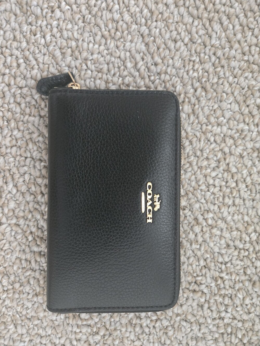 Coach Medium ID Zip Wallet